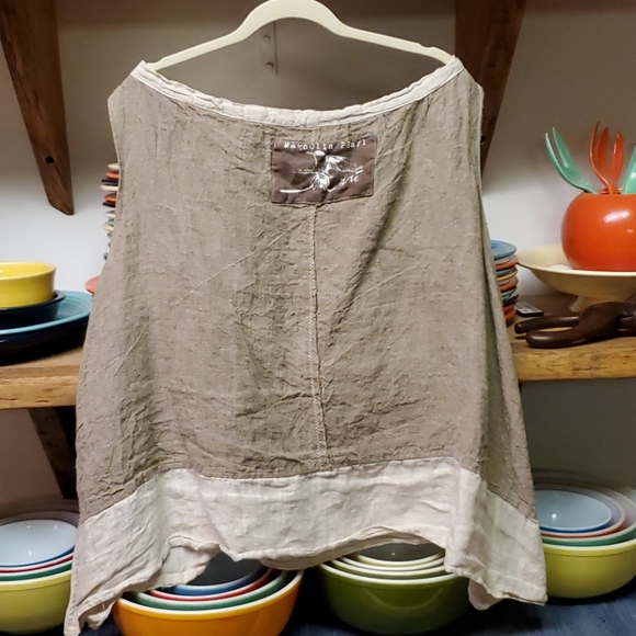 "2"💥SOLD OUT💥Magnolia Pearl raw linen tank top - Picture 2 of 8
